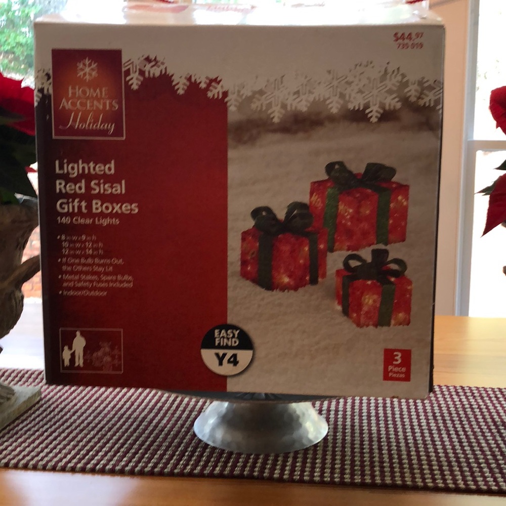Christmas Decorations Lighted Red Sisal Gift Boxes